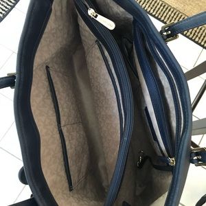 Michael Kors jet set bag